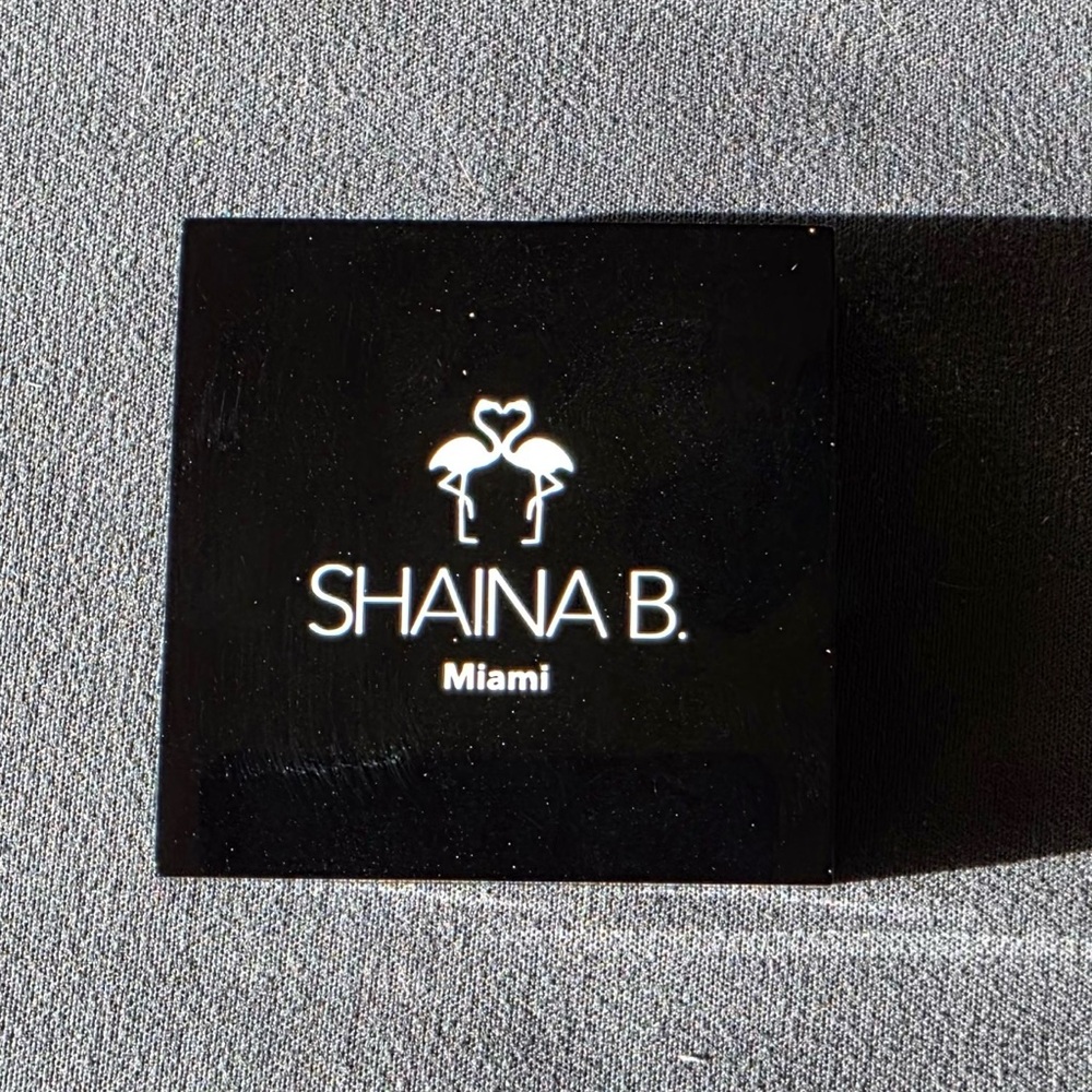 Shaina B. Miami Eyeshadow Duo